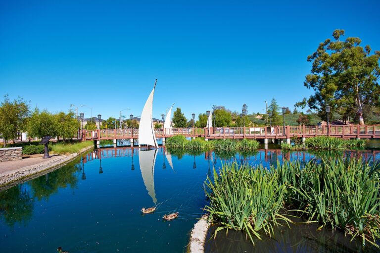 moving to Santa Clarita