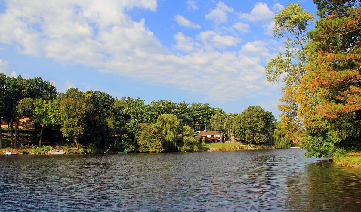 Lake in the Hills, Illinois