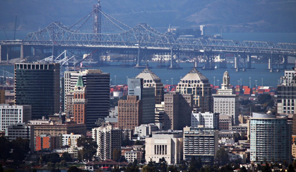moving to Oakland, CA